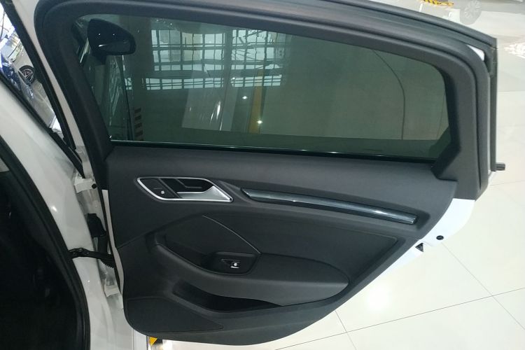 奥迪A3 2020款 Limousine 35 TFSI 时尚型 国VI中控内饰7006