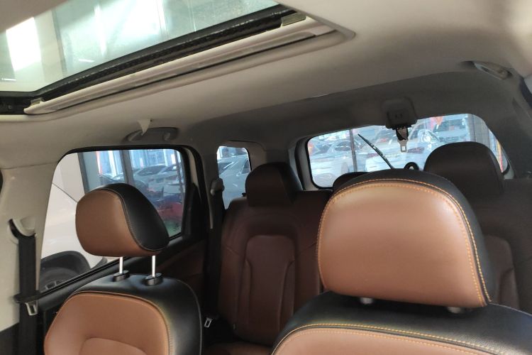 东风风行 景逸X5 2016款 1.6L 手动豪华型中控内饰22