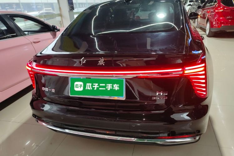 红旗H5 2025款 1.5T DCT旗韵版车身外观6