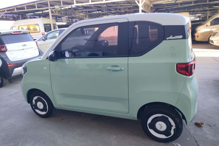 五菱汽车 宏光MINIEV 2021款 马卡龙时尚款 磷酸铁锂车身外观4