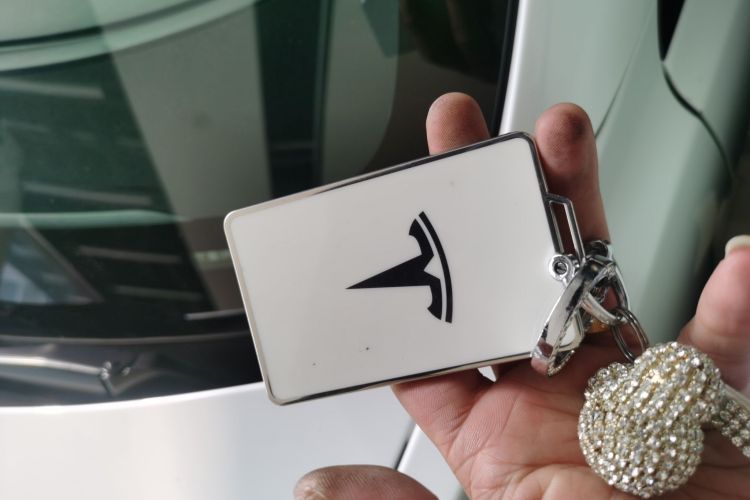 特斯拉 Model 3 2022款 后轮驱动版中控内饰7001