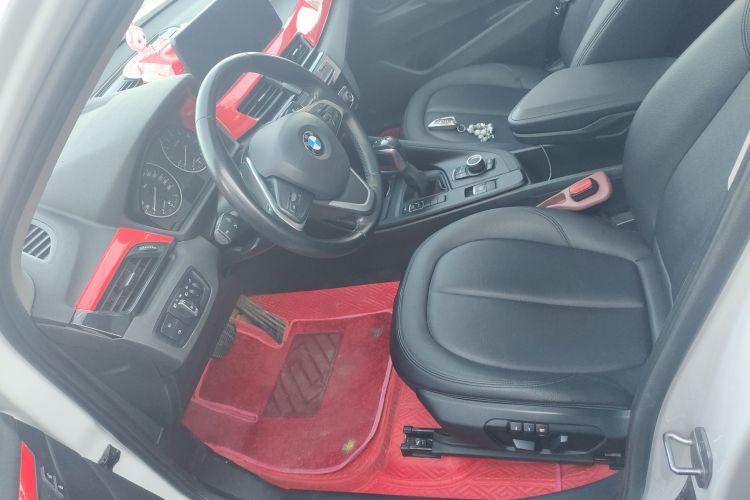 宝马X1 2018款 sDrive18Li 时尚型中控内饰19