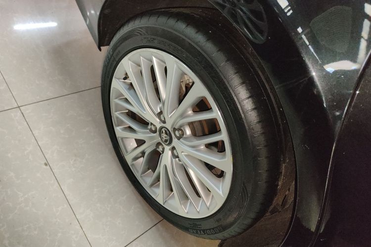 丰田 凯美瑞 2018款 2.5G 豪华版车身外观6008