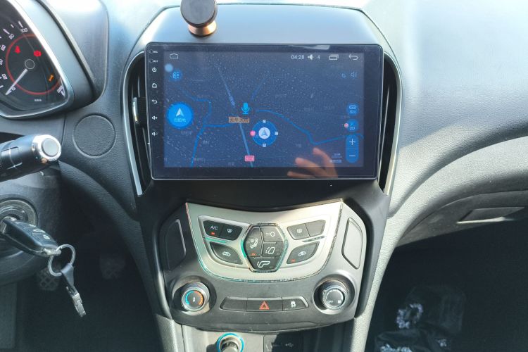 奇瑞 艾瑞泽5 2016款 1.5L 手动领潮版中控内饰16