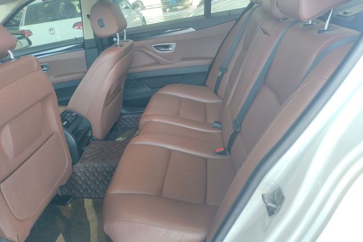 宝马5系 2017款 520Li 典雅型中控内饰7004