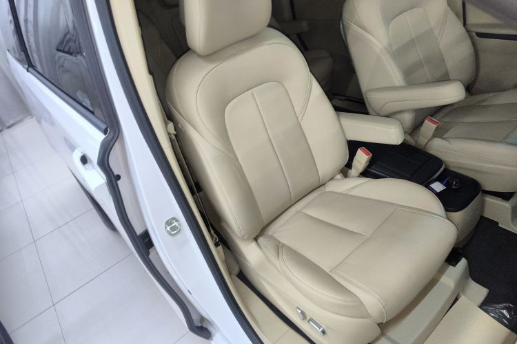 别克GL8 2022款 ES陆尊 653T 尊享型局部细节41