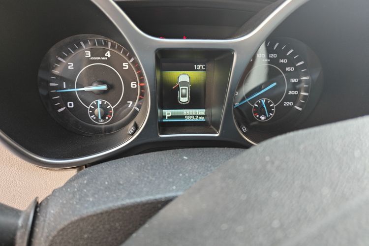 江铃 驭胜S330 2016款 1.5L GTDi 自动四驱旗舰版中控内饰15