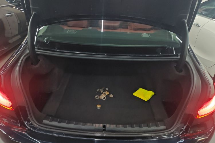 宝马3系 2022款 325Li M运动套装局部细节23