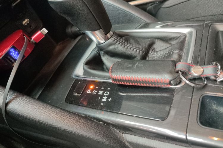 马自达CX-5 2015款 2.0L 自动两驱都市型中控内饰11