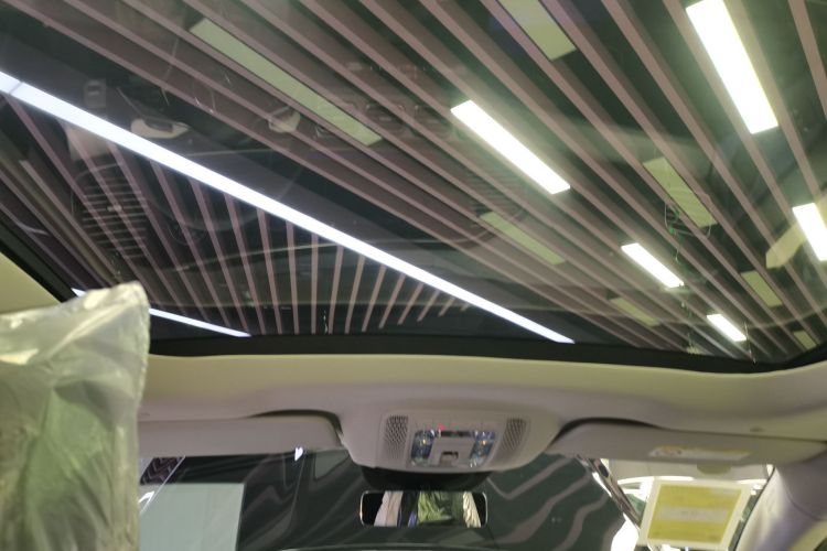 奔驰GLE轿跑 2024款 GLE 350 4MATIC 轿跑SUV 时尚型中控内饰22