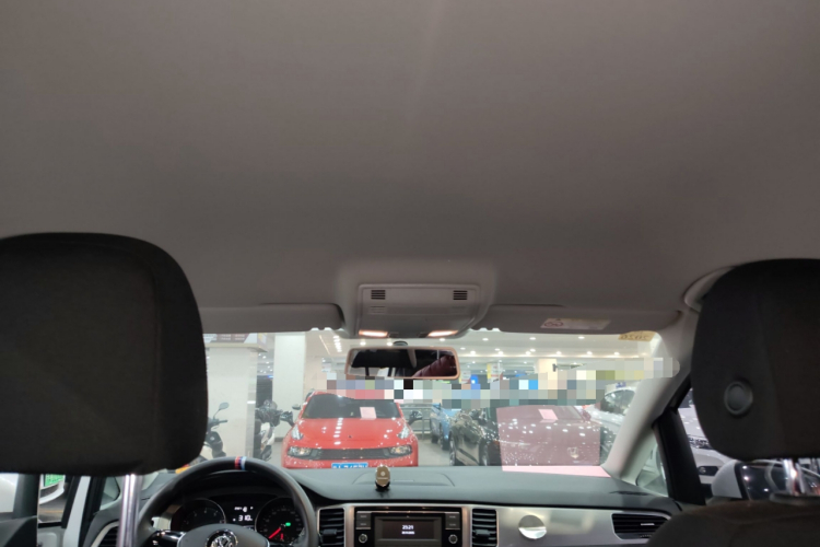 大众 高尔夫·嘉旅 2018款 1.6L 自动舒适型中控内饰22