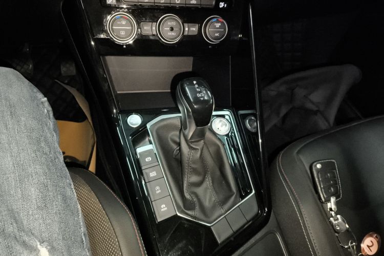 大众 探岳 2019款 330TSI 两驱豪华型 国VI中控内饰18