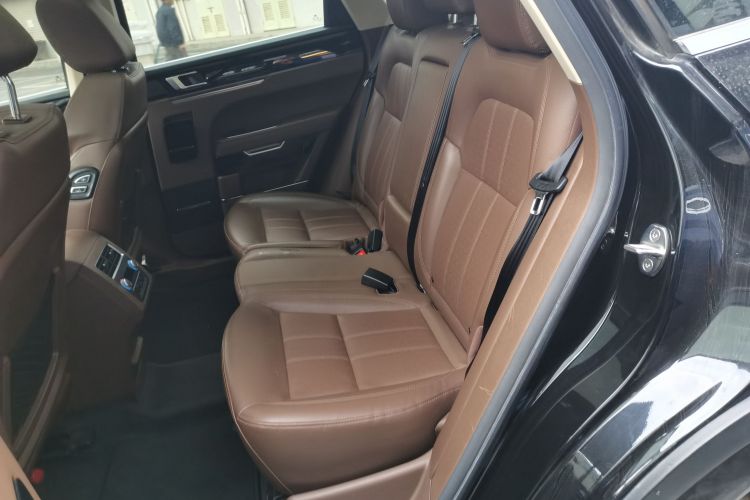 众泰T700 2017款 2.0T 自动尊贵型中控内饰21