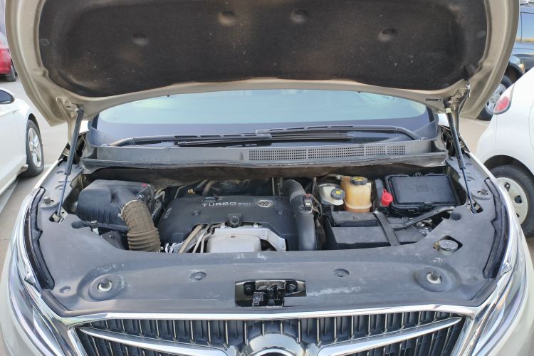 别克GL8 2017款 ES 28T 豪华型 国V机舱底盘24