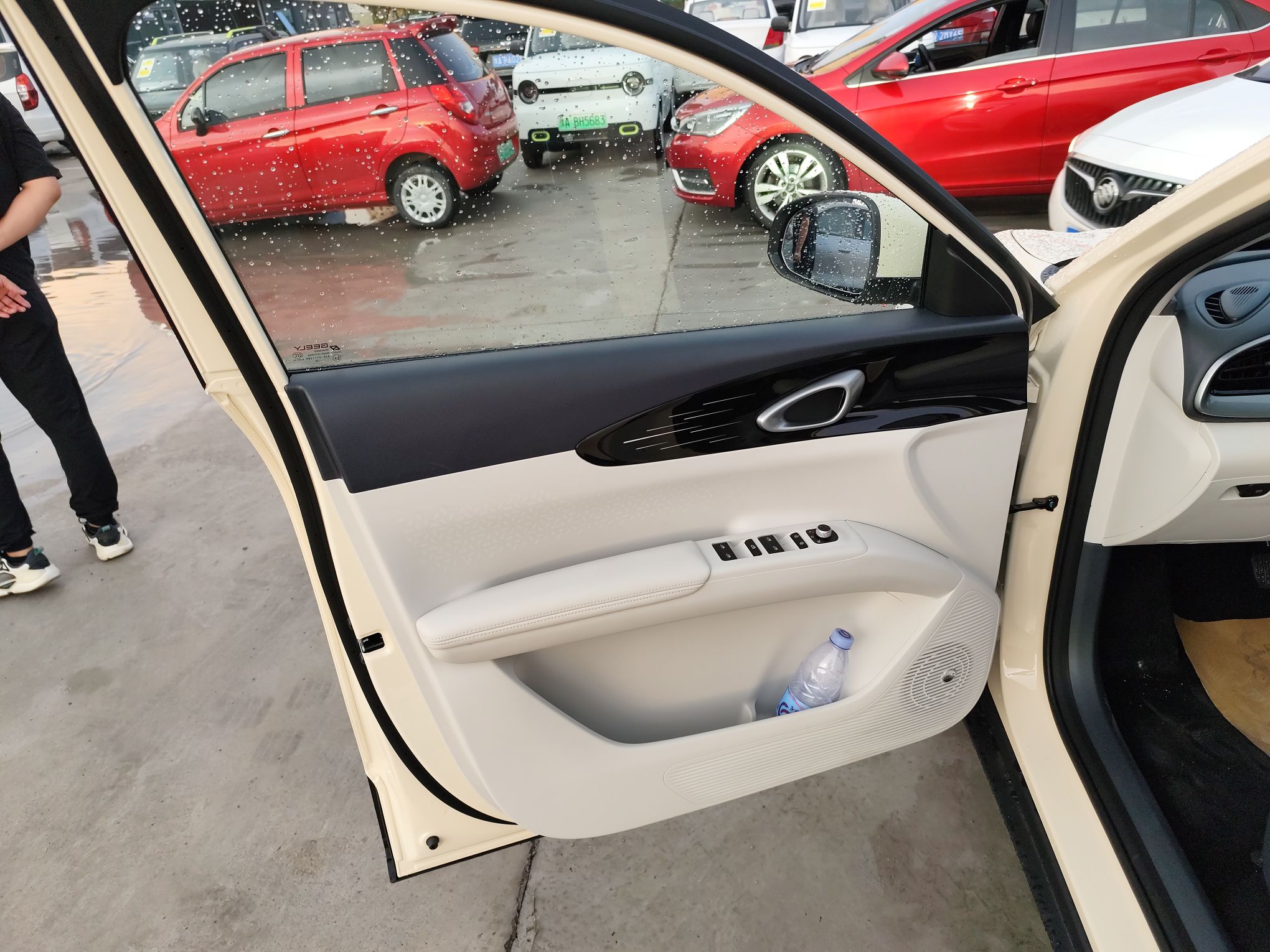 吉利汽车 星愿 2025款 310km 梦想版