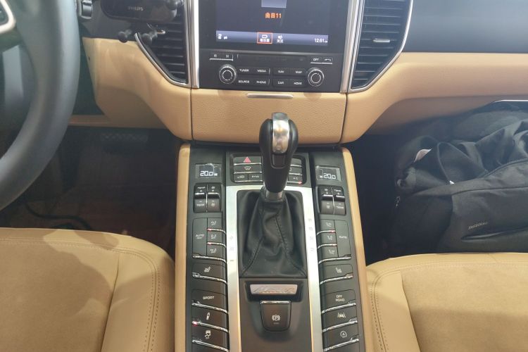 保时捷 2017款  Macan 2.0T中控内饰16