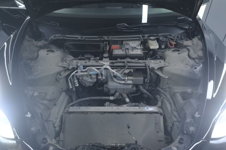 特斯拉 Model 3 2020款 改款 标准续航后驱升级版机舱底盘24