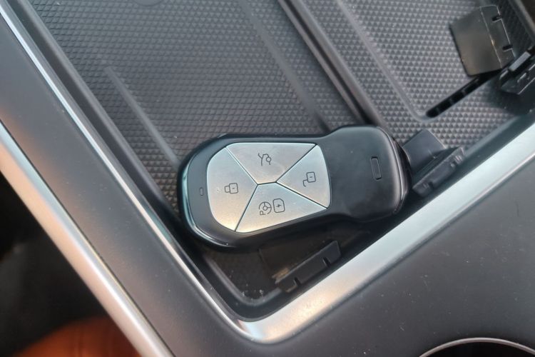 小鹏G9 2024款 570 Pro中控内饰7001