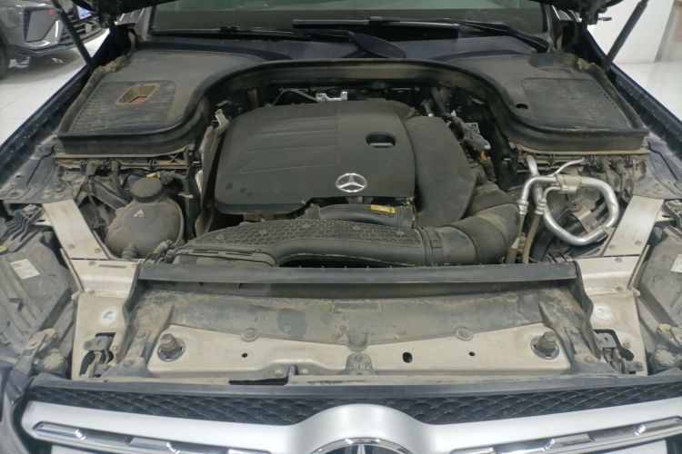 奔驰GLC 2020款 改款 GLC 260 L 4MATIC 动感型机舱底盘24