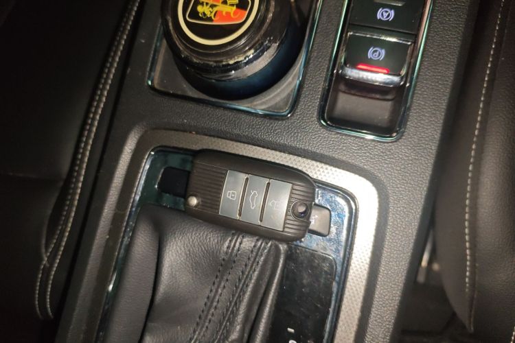 荣威i6 2017款 20T 自动互联网智尊版中控内饰11