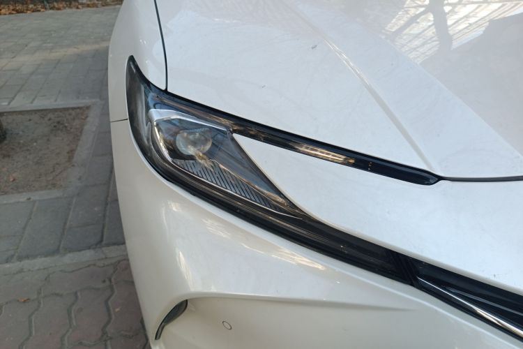 丰田 凯美瑞 2024款 双擎 2.0HGVP 豪华版车身外观8