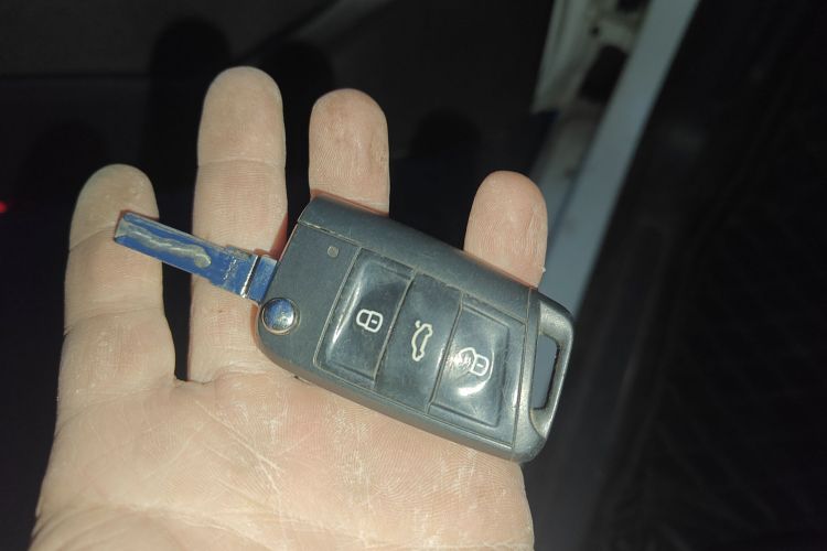 大众 高尔夫 2015款 1.6L 手动时尚型中控内饰11