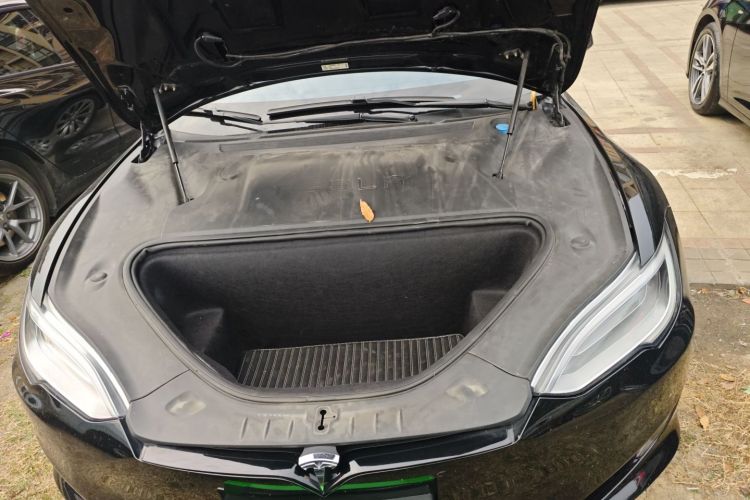 特斯拉 2017款 Model S 75D 标准续航版机舱底盘24