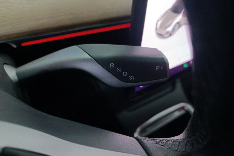 特斯拉 Model 3 2021款 标准续航后驱升级版中控内饰18