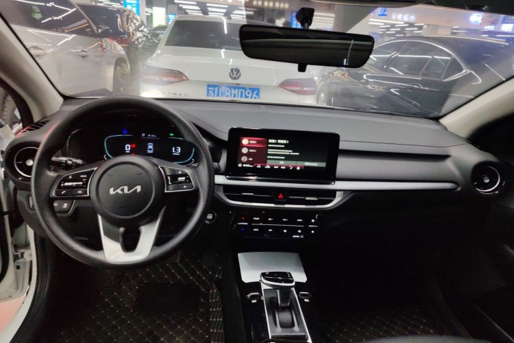 起亚K3 2024款 1.5L CVT舒适优享版局部细节16