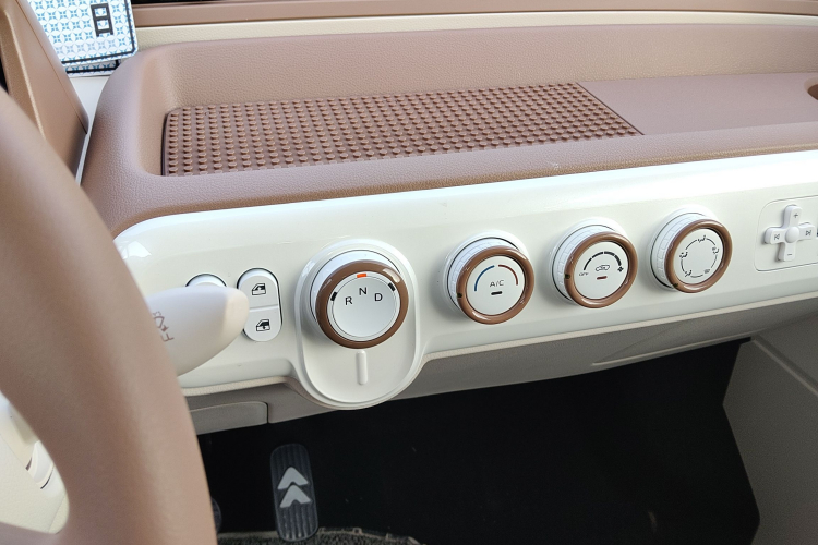 奔腾小马 2026款 222km 闪耀马局部细节16