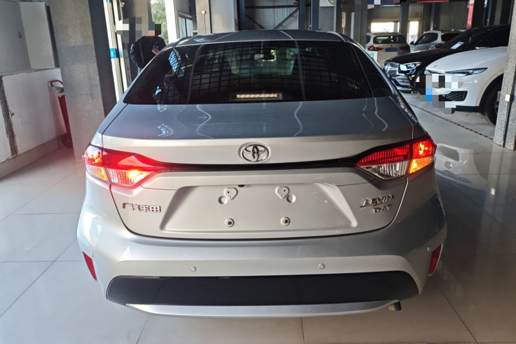 丰田 雷凌 2019款 185T CVT豪华版 国VI车身外观6