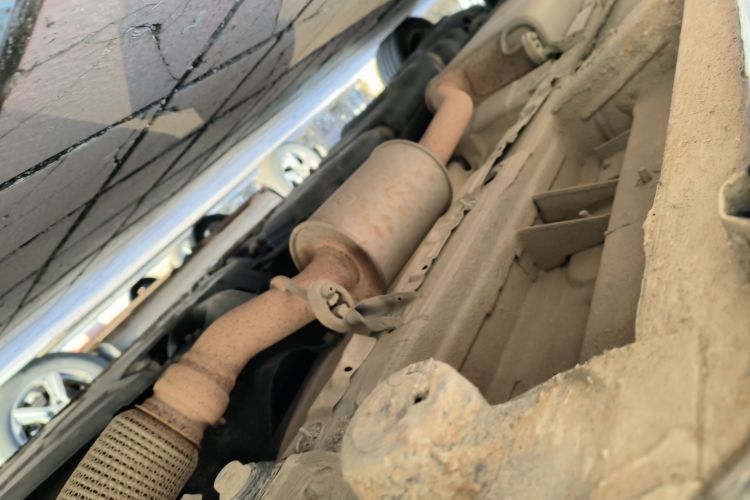 奔驰 威霆 2016款 2.0T 商务版局部细节9001