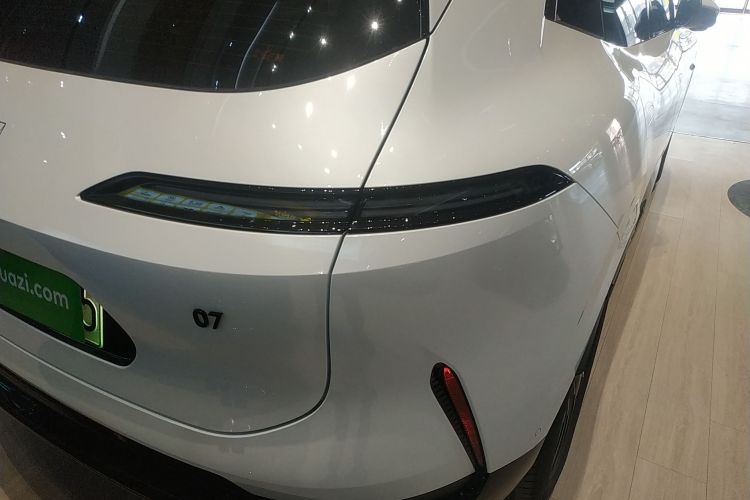 阿维塔07 2024款 Max纯电版车身外观9
