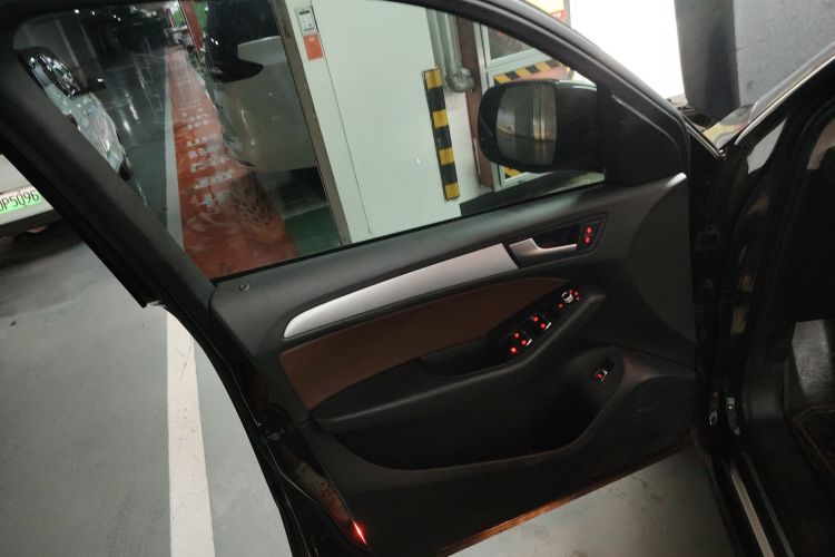 奥迪Q5 2016款 40 TFSI 技术型中控内饰7007