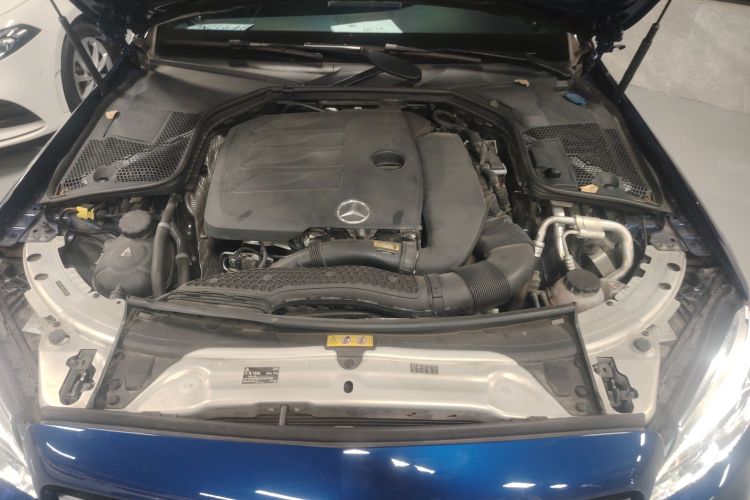 奔驰C级 2020款 C 260 运动版局部细节24