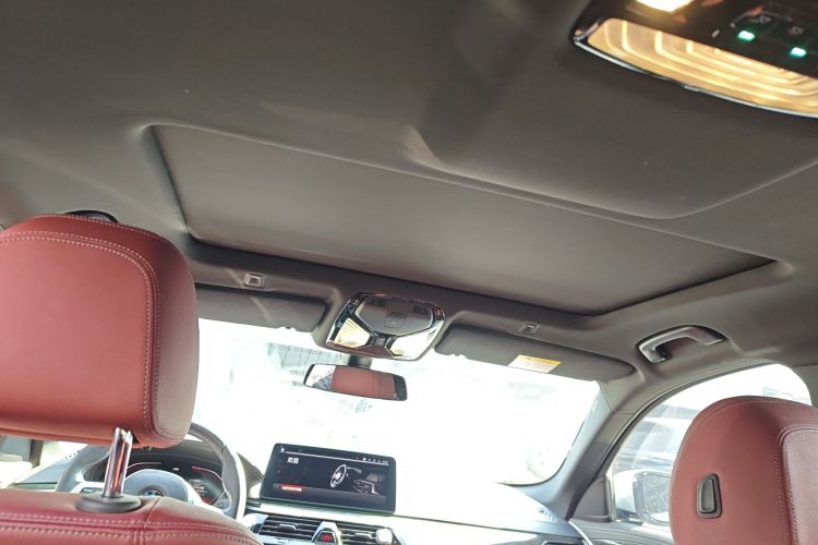 宝马5系 2022款 改款 525Li M运动套装中控内饰22