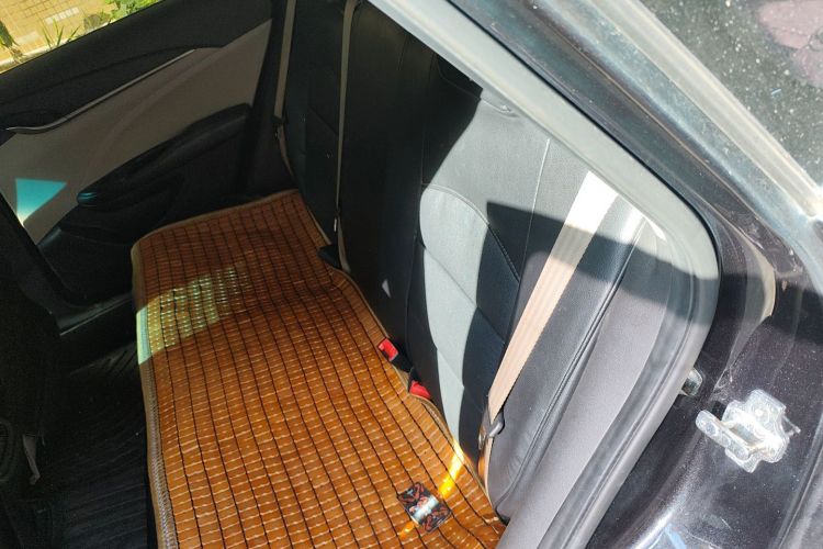 别克 英朗 2015款 15N 自动进取型中控内饰7004