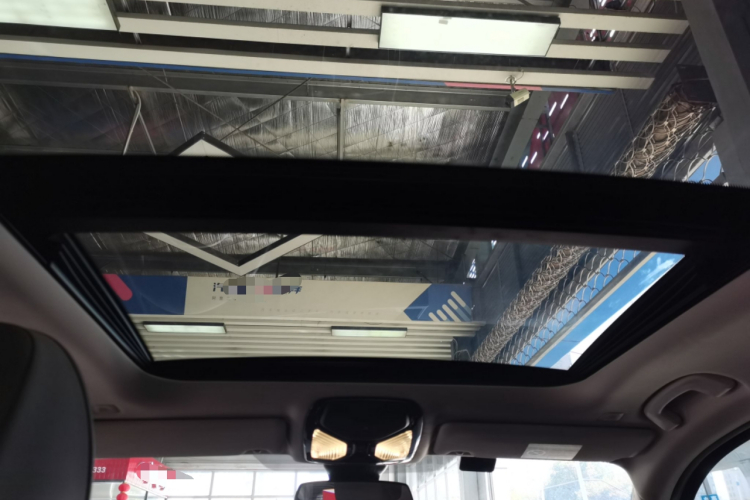 宝马3系 2023款 325Li M运动套装局部细节22