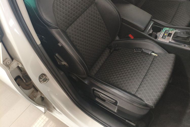 斯柯达 速派 2018款 TSI330 DSG舒适版 国V局部细节41