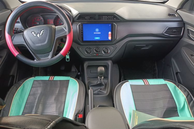 五菱汽车 五菱宏光 2019款 1.5L S基本型国VI LAR中控内饰12