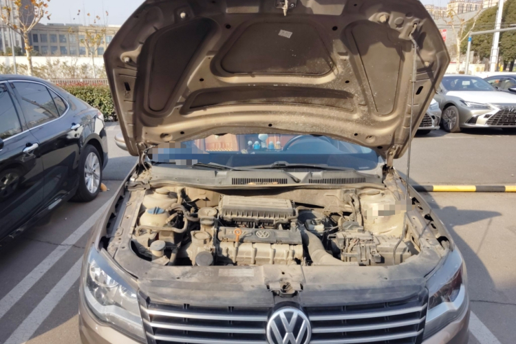 大众 宝来 2015款 质惠版 1.6L 手动时尚型机舱底盘24