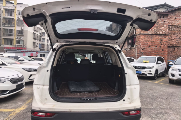 东风风光 风光580 2017款 1.5T CVT智尚型机舱底盘23