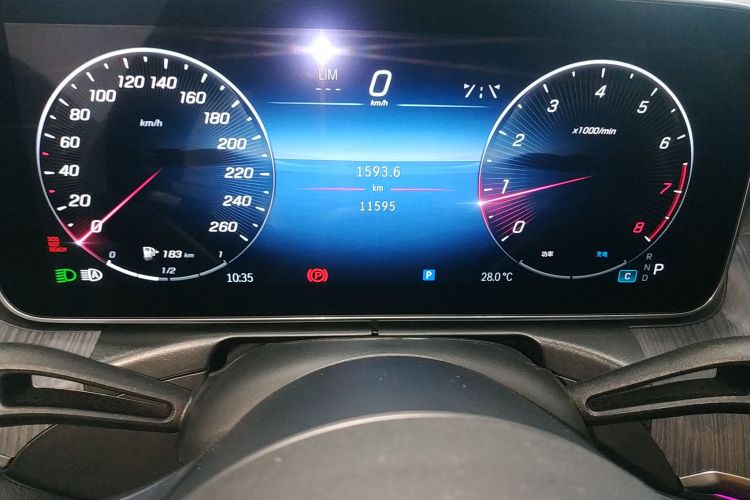 奔驰C级 2023款 改款 C 260 L 运动版中控内饰14