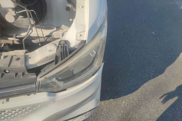 东风御风 御风EM26 2023款 标准版 41.472kWh 河南锂动局部细节9007