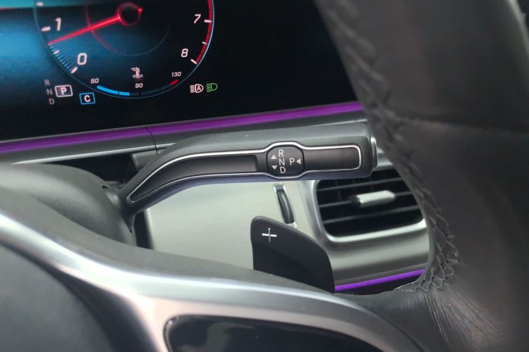 奔驰GLE 2020款 GLE 350 4MATIC 动感型局部细节18