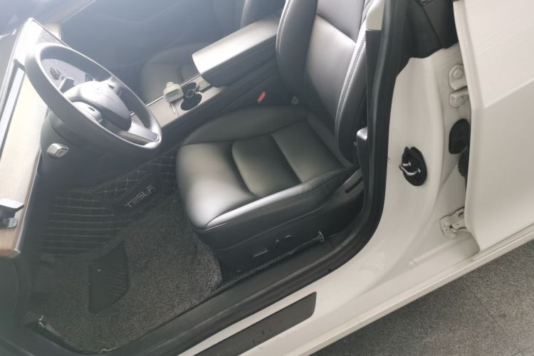 特斯拉 Model 3 2021款 改款 标准续航后驱升级版 3D1中控内饰19