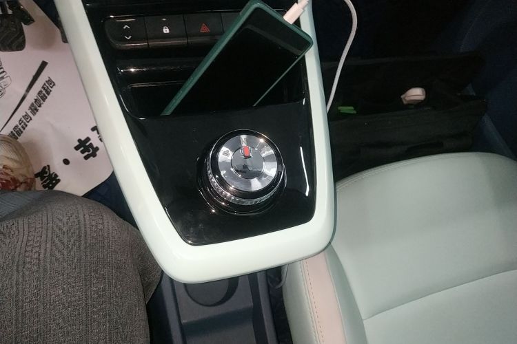 东风纳米 纳米BOX 2022款 追风版 331KM 标准型中控内饰18