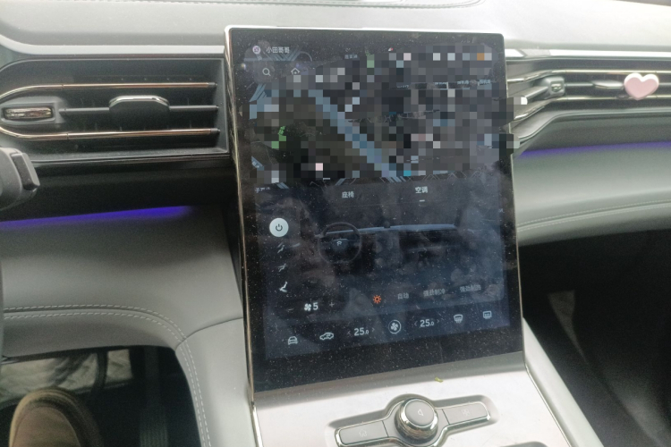 蔚来EC6 2020款 605KM 运动版中控内饰16