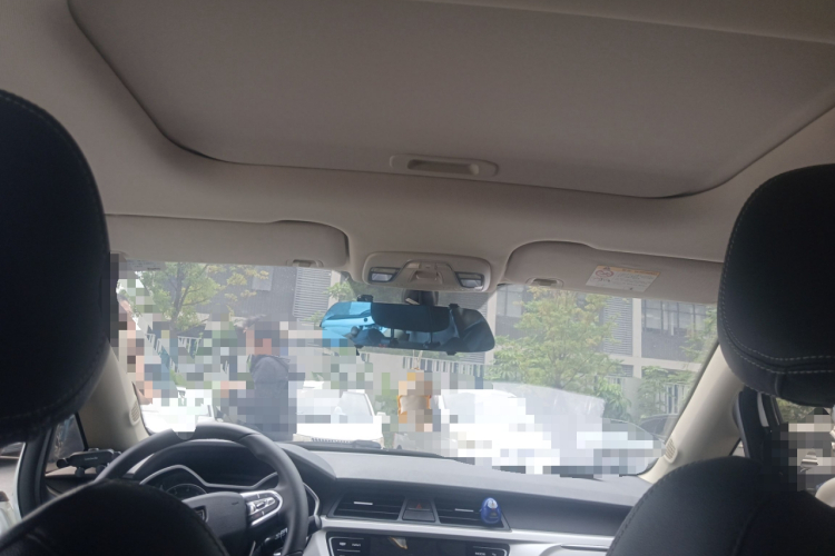 吉利汽车 远景X3 2019款 升级版 1.5L CVT尊贵型局部细节22