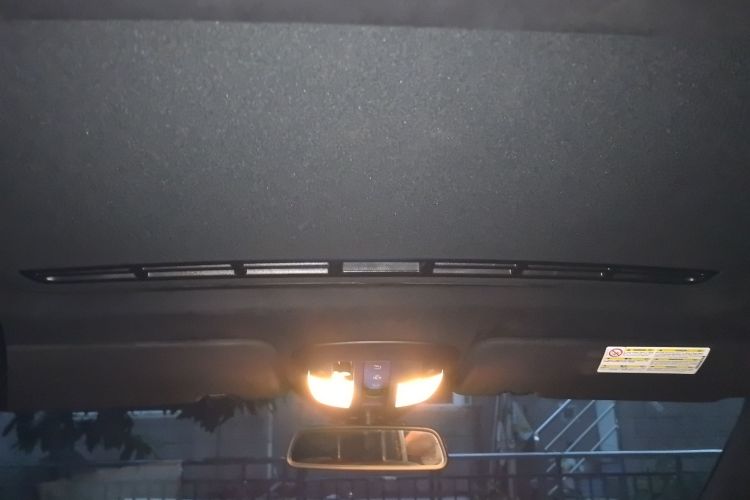 奔驰GL级 2011款 GL 450 尊贵型 Grand Edition局部细节22